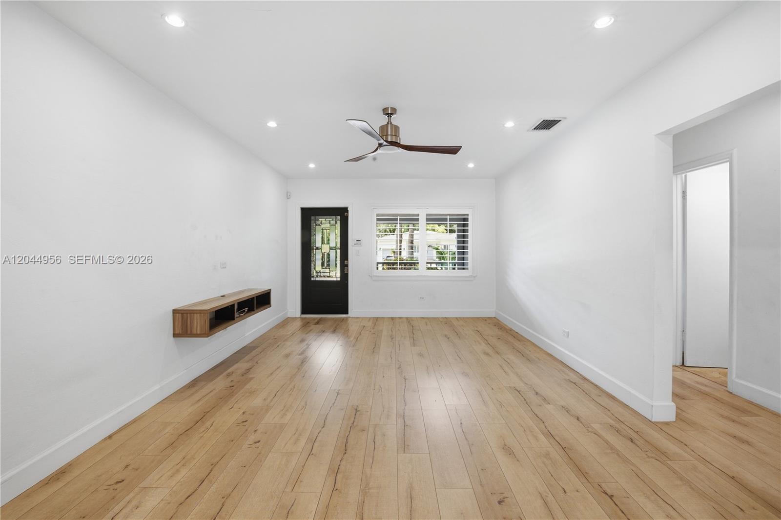 7220 Southwest 53rd Court Miami, FL 33143 - Photo 4 of 24