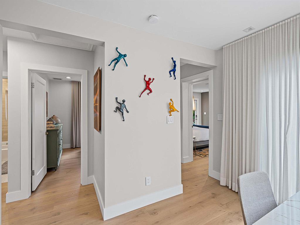 715 North Victoria Park Road Fort Lauderdale, FL 33304 - Photo 23 of 80