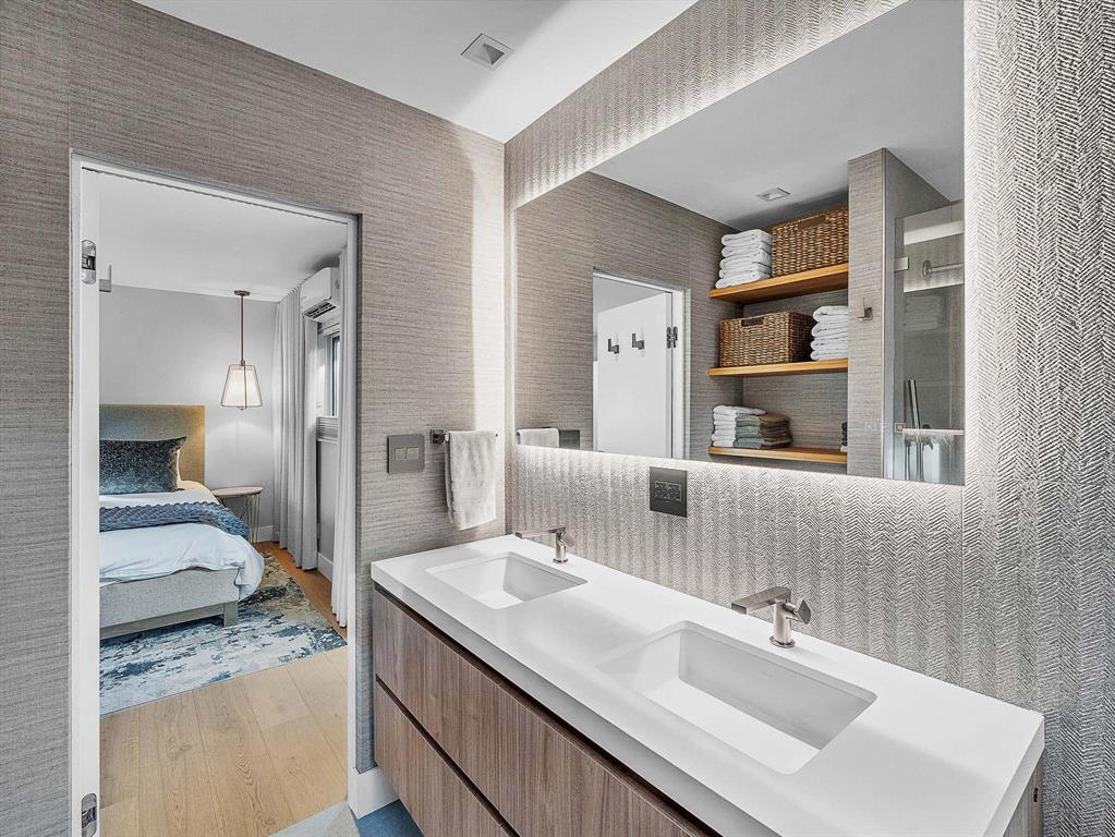 715 North Victoria Park Road Fort Lauderdale, FL 33304 - Photo 31 of 80