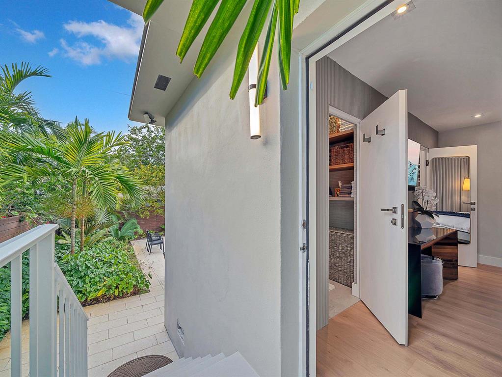 715 North Victoria Park Road Fort Lauderdale, FL 33304 - Photo 34 of 80