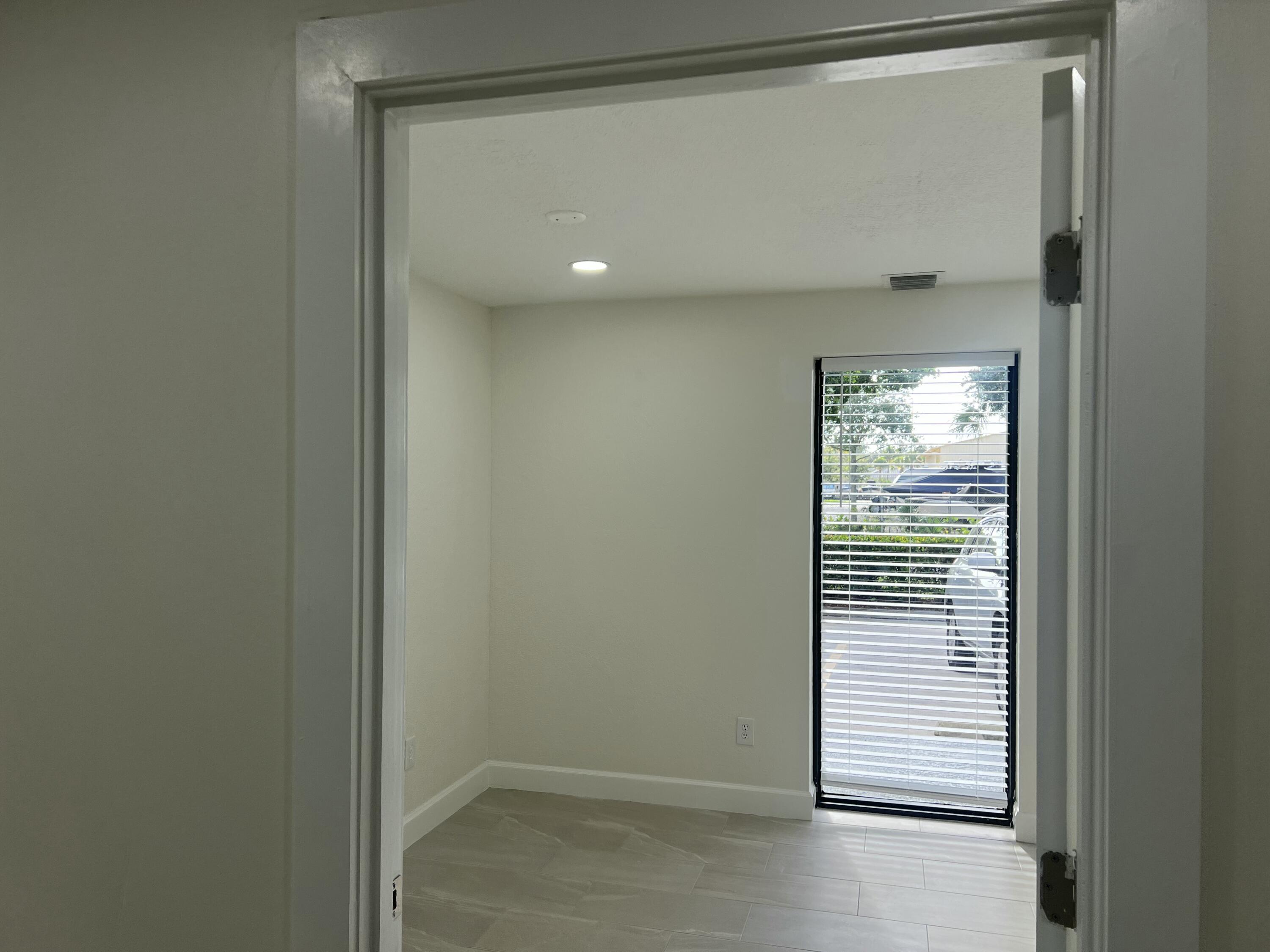 500 Commerce Way West, Unit 67 Jupiter, FL 33458 - Photo 11 of 18 IMG_6011