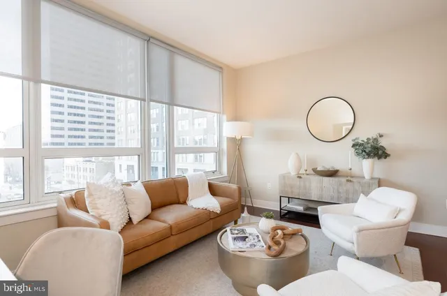 $1,855 | 1900-20 Arch Street, Unit 213, Philadelphia, PA 19103