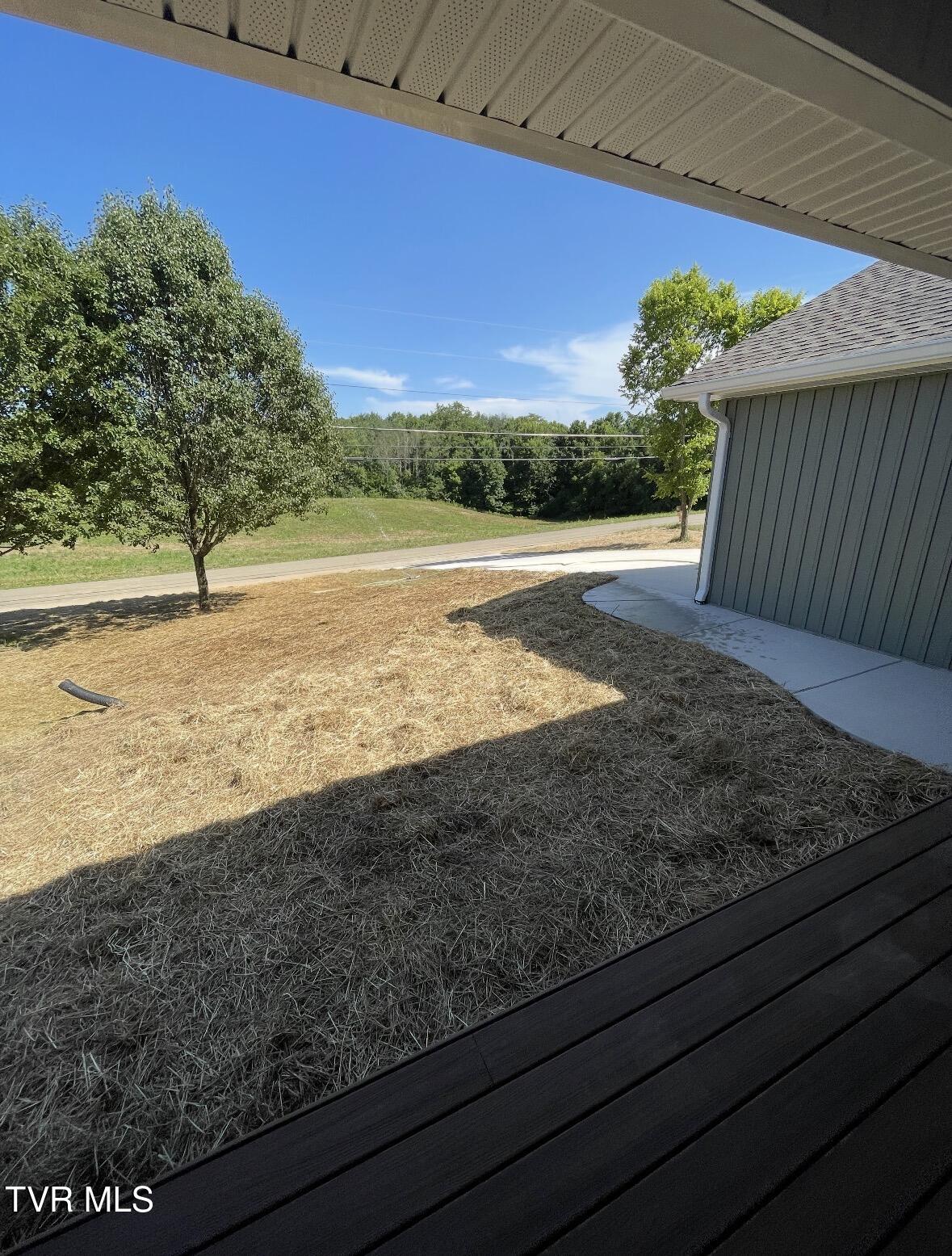 345 Pinto Road Greeneville, TN 37745 - Photo 8 of 41 IMG_6722