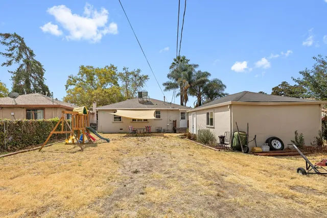 a house view with a outdoor space