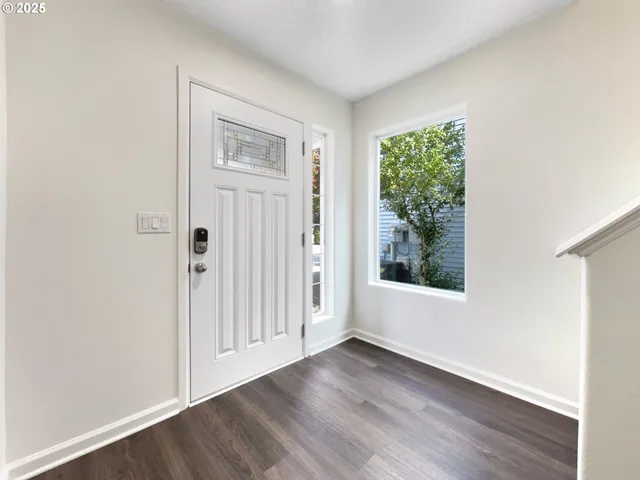 $455,000 | 21730 Palisade Drive, Fairview, OR 97024