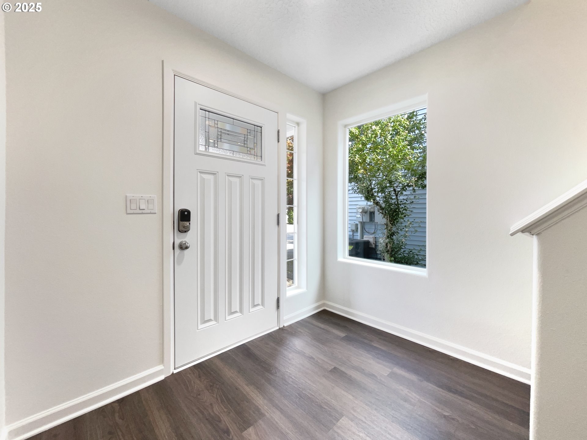 21730 Palisade Drive Fairview, OR 97024 - Photo 12 of 19