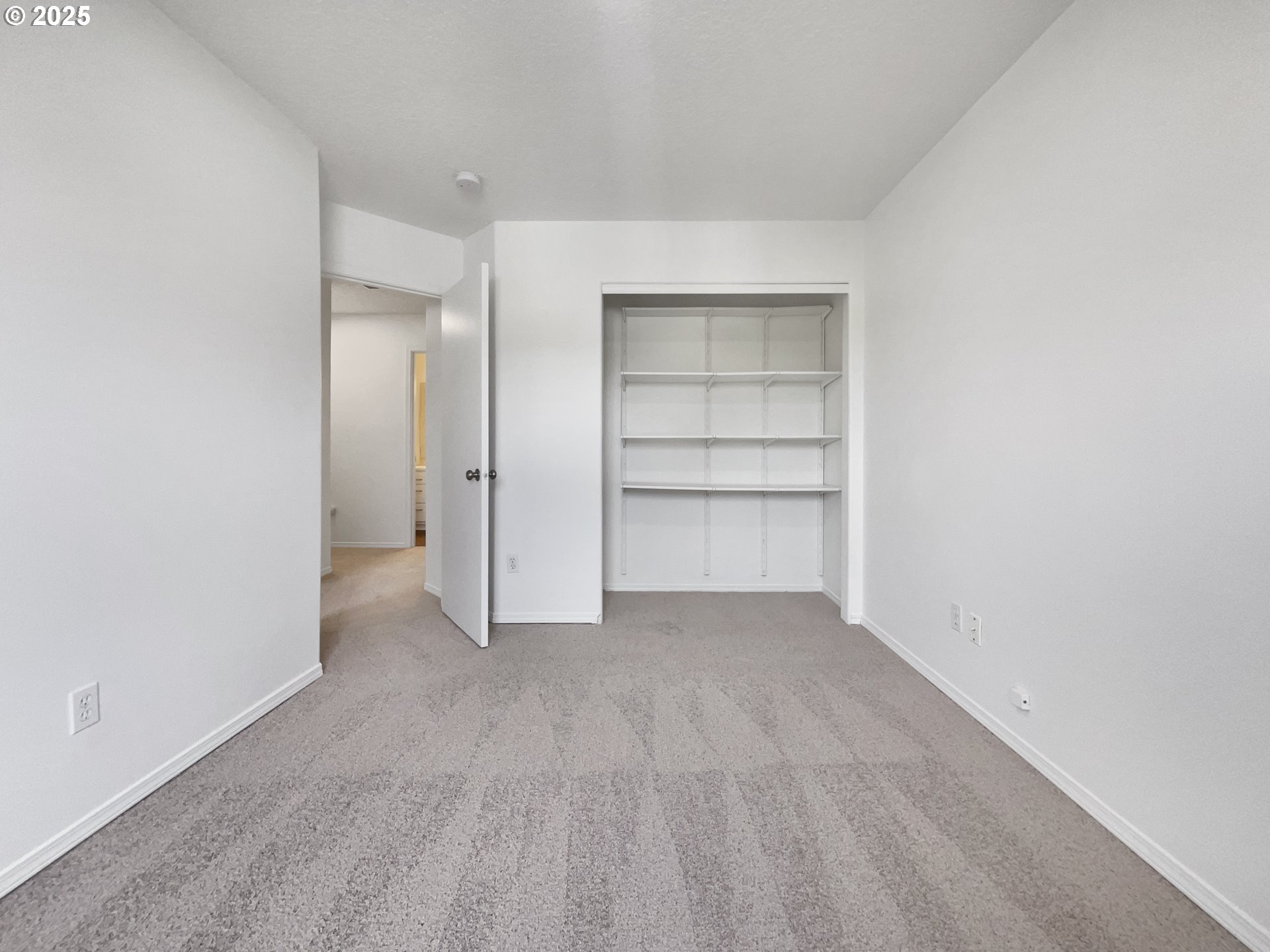 21730 Palisade Drive Fairview, OR 97024 - Photo 16 of 19