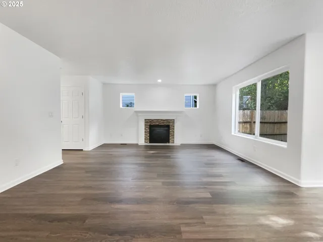 $455,000 | 21730 Palisade Drive, Fairview, OR 97024