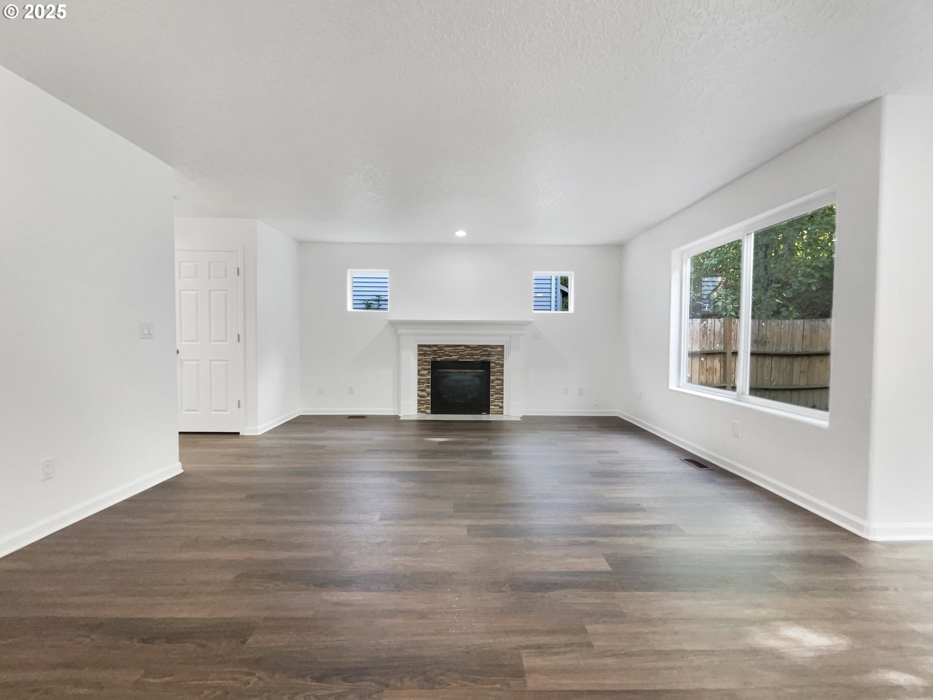 21730 Palisade Drive Fairview, OR 97024 - Photo 3 of 19