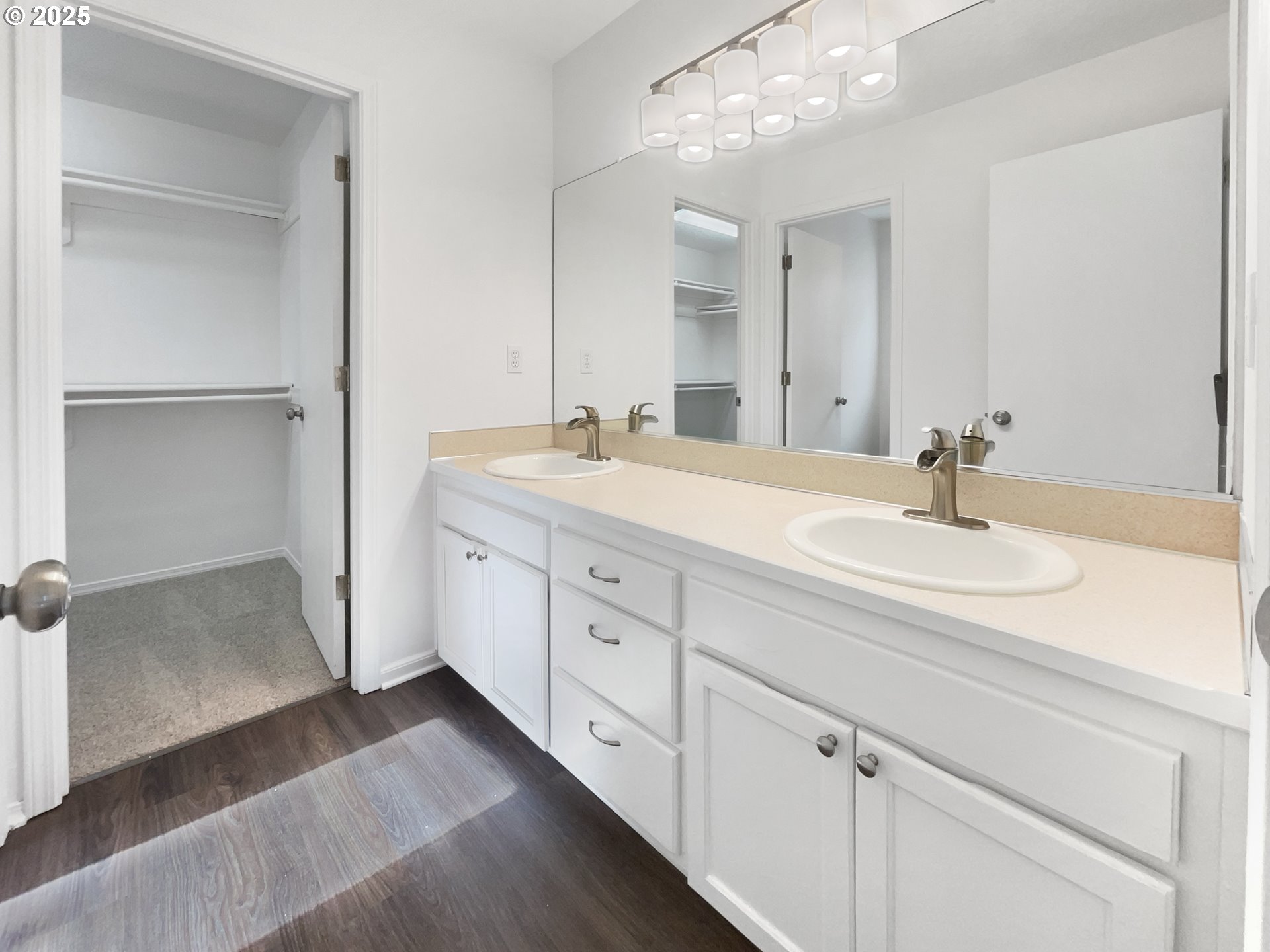 21730 Palisade Drive Fairview, OR 97024 - Photo 7 of 19