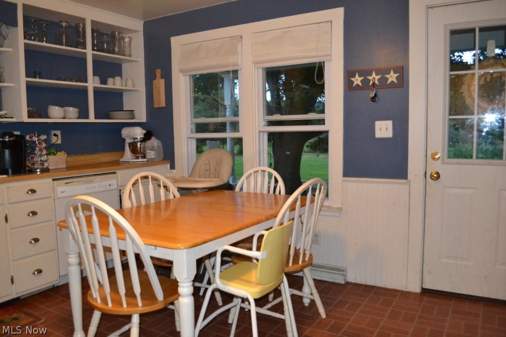 19456 Heisler Road North Benton, OH 44449 - Photo 9 of 10 Gallery Image 9