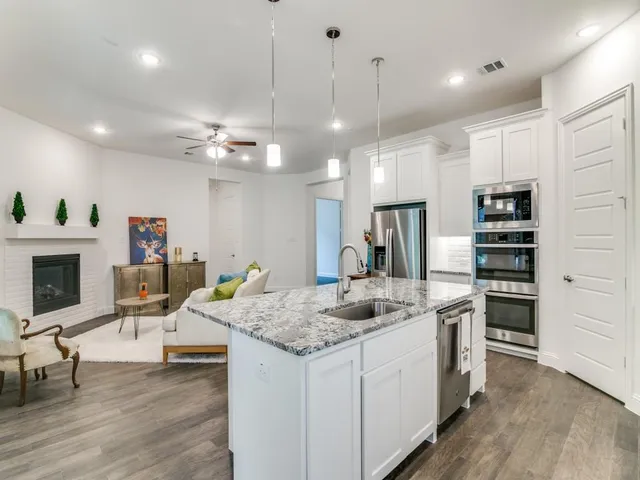 $2,895 | 7623 Coronado Drive, Rowlett, TX 75088