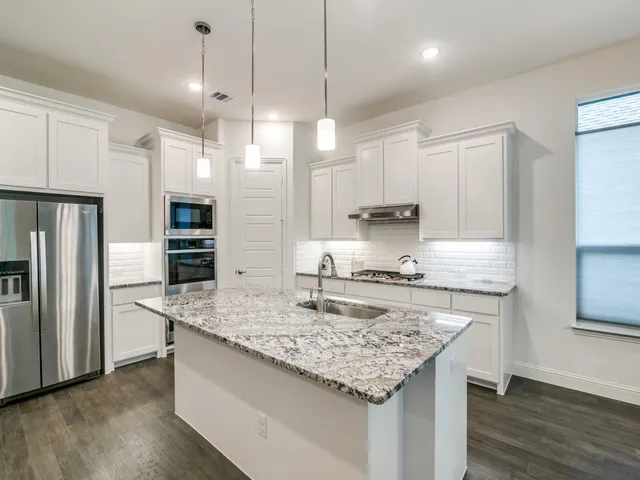 $2,895 | 7623 Coronado Drive, Rowlett, TX 75088