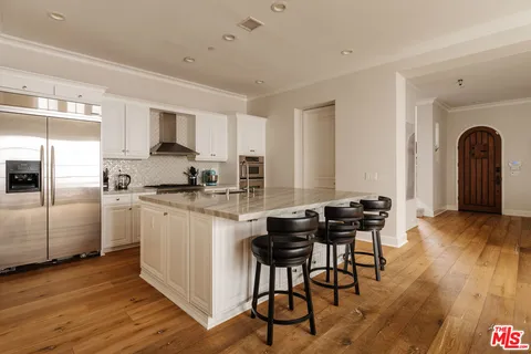 $3,499,000 | 13070 Kiyot Way, Playa Vista, CA 90094