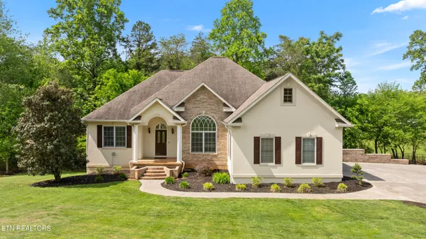 $825,000 | 517 Sandpiper Drive, Vonore, TN 37885