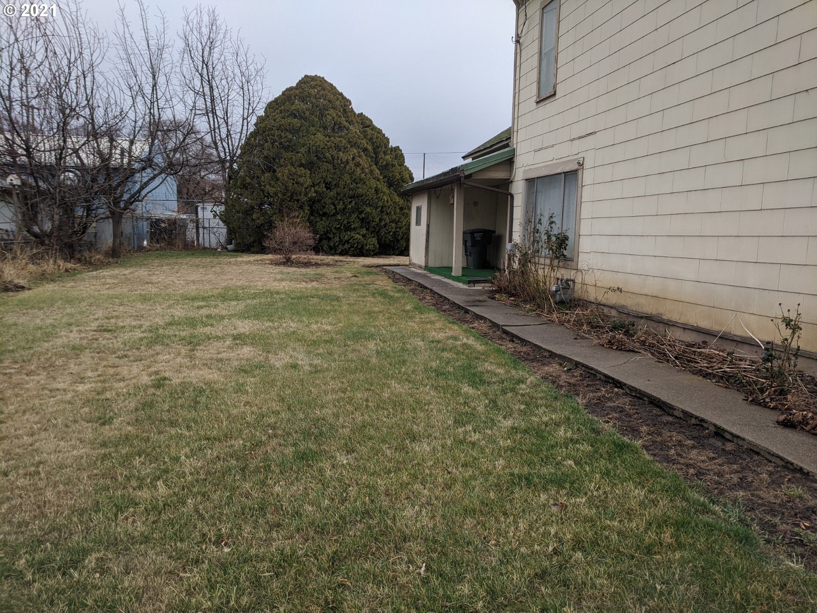 416 Southeast 6th Street Pendleton, OR 97801 - Photo 9 of 22