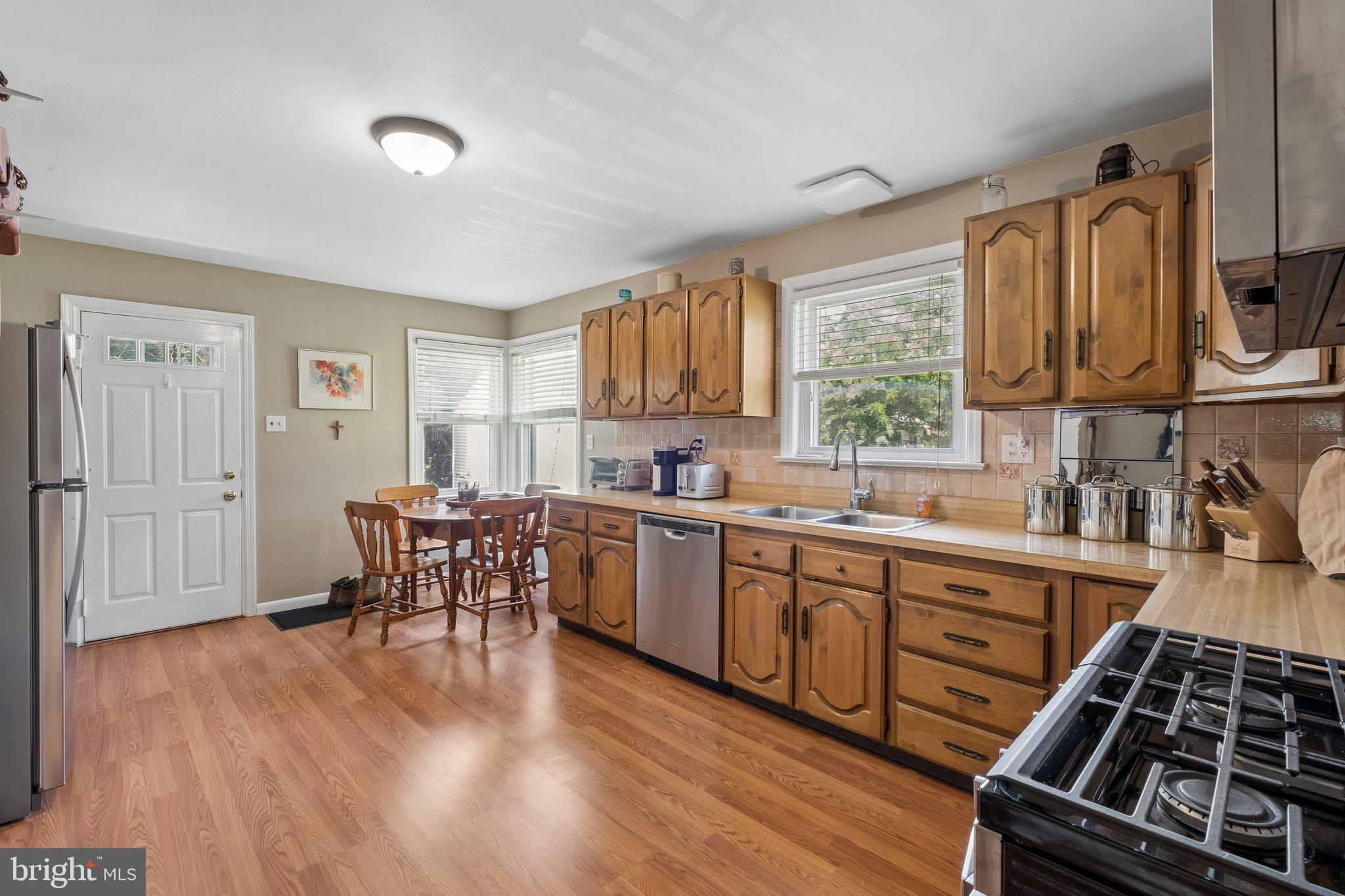 515 Almonesson Road Blackwood, NJ 08012 - Photo 10 of 42 Gallery Image 10