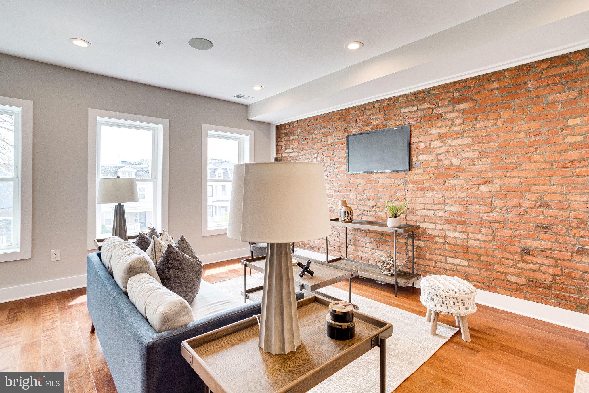 1327 Spring Road Northwest, Unit 2 Washington, DC 20010 - Photo 14 of 63