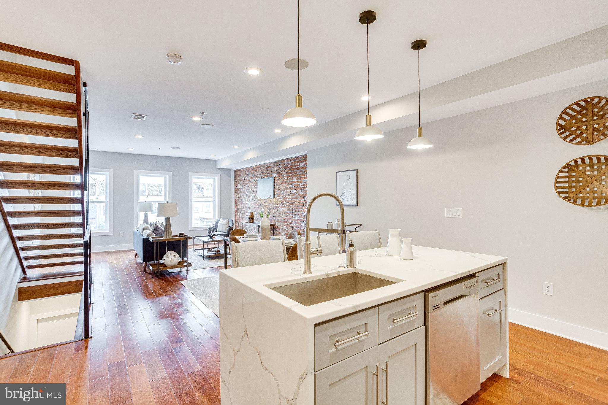 1327 Spring Road Northwest, Unit 2 Washington, DC 20010 - Photo 23 of 63