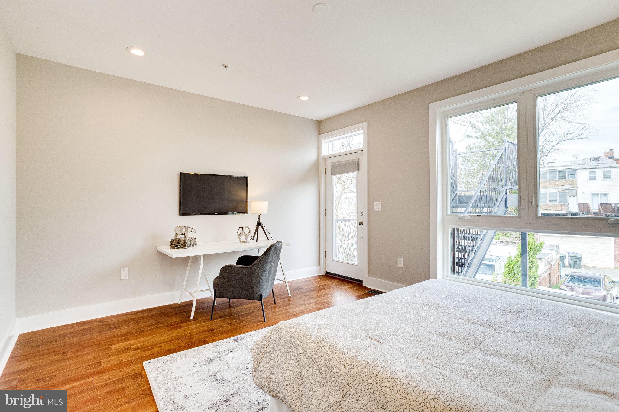 1327 Spring Road Northwest, Unit 2 Washington, DC 20010 - Photo 27 of 63