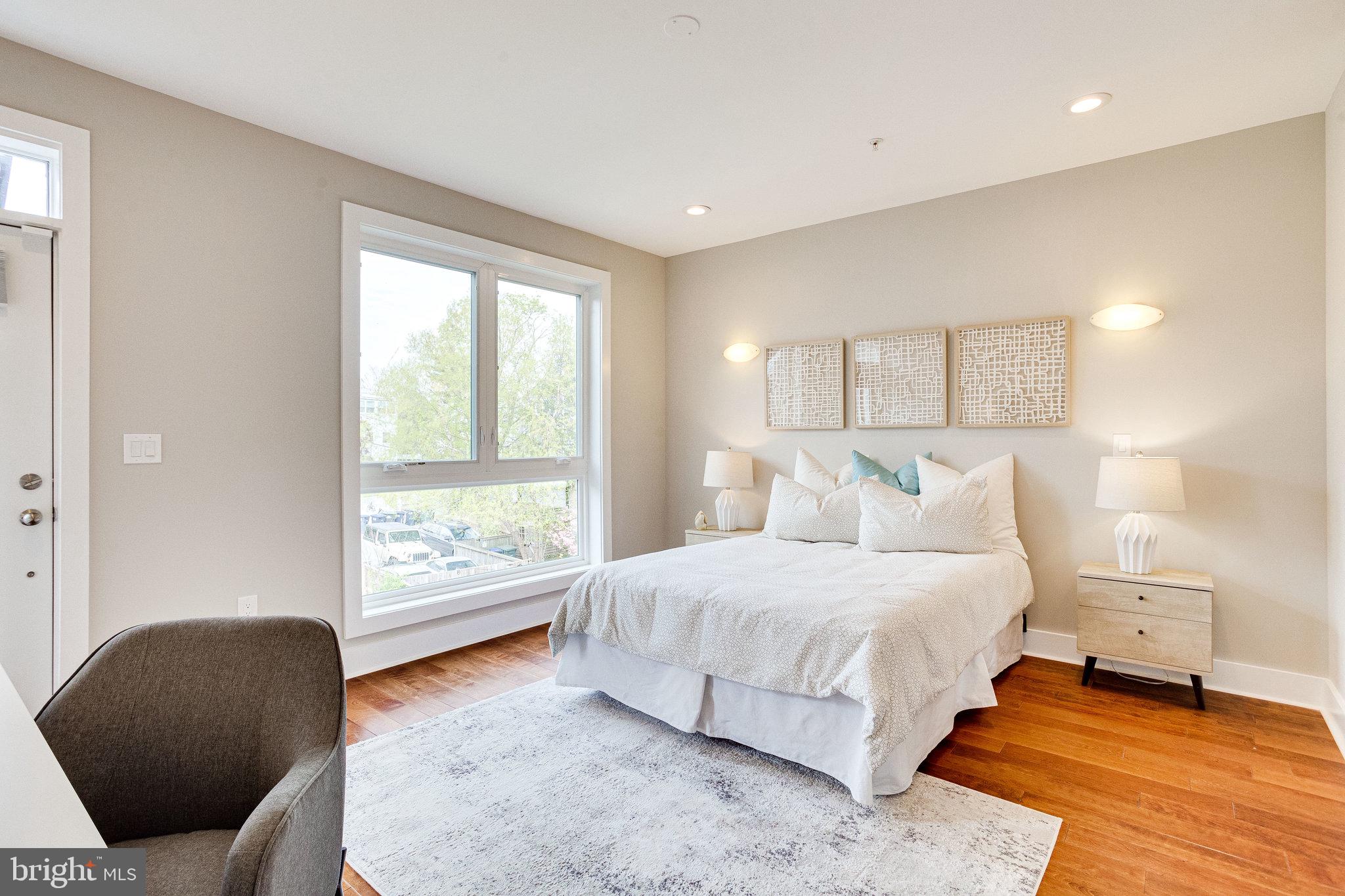 1327 Spring Road Northwest, Unit 2 Washington, DC 20010 - Photo 28 of 63