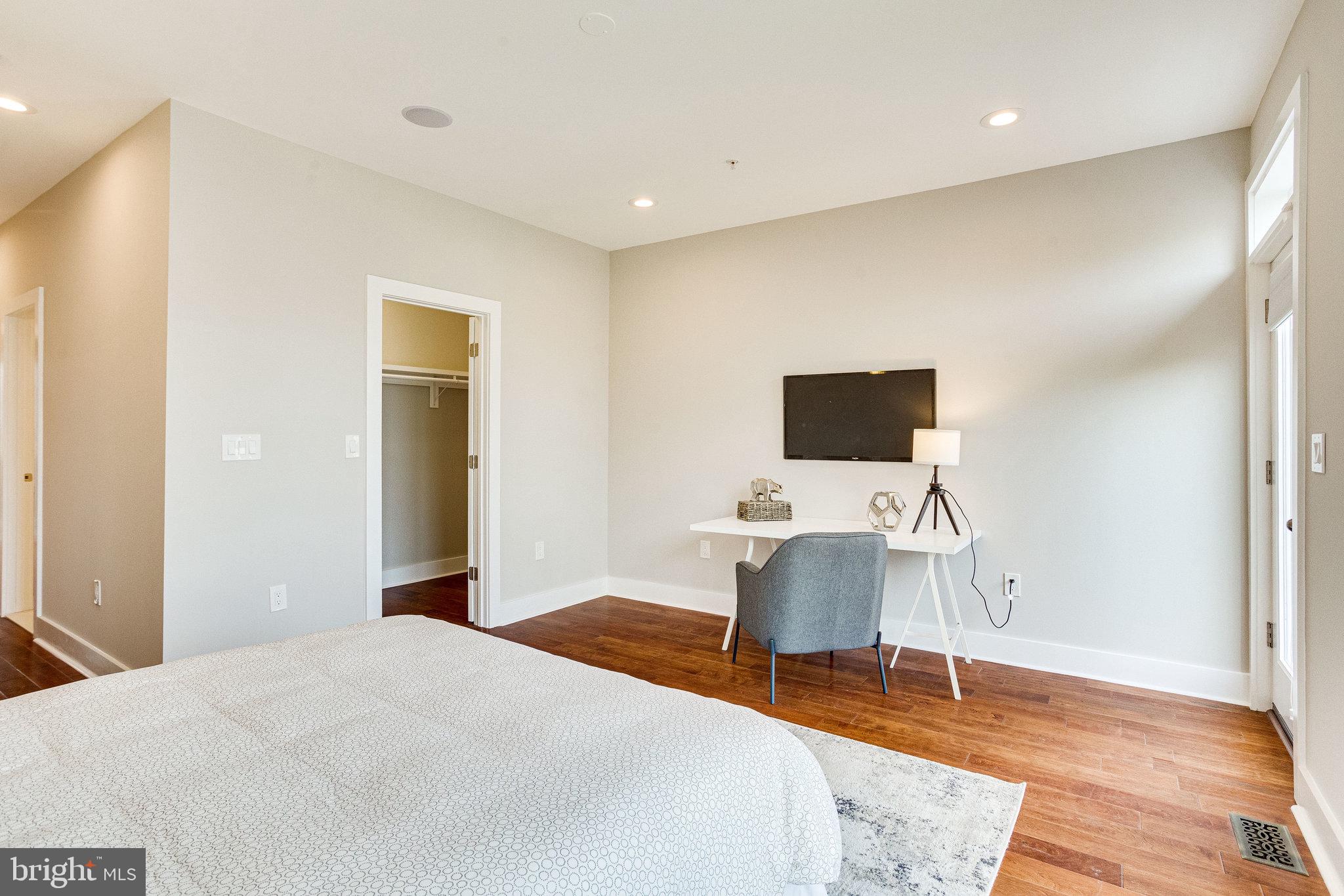 1327 Spring Road Northwest, Unit 2 Washington, DC 20010 - Photo 30 of 63