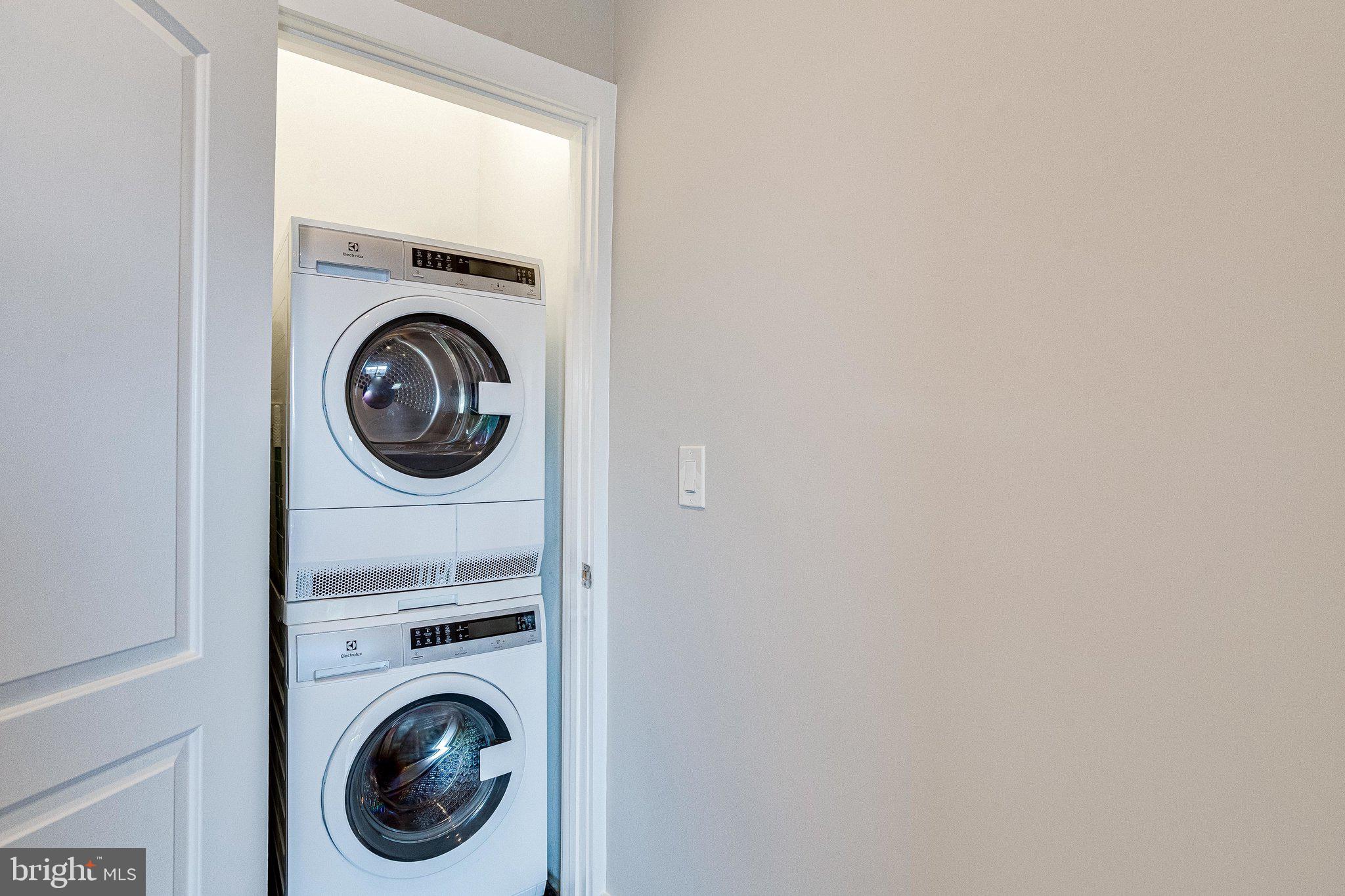 1327 Spring Road Northwest, Unit 2 Washington, DC 20010 - Photo 42 of 63