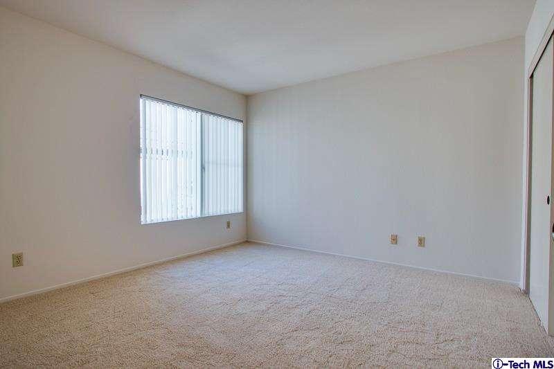 1244 Valley View Road, Unit 103 Glendale, CA 91202 - Photo 17 of 27