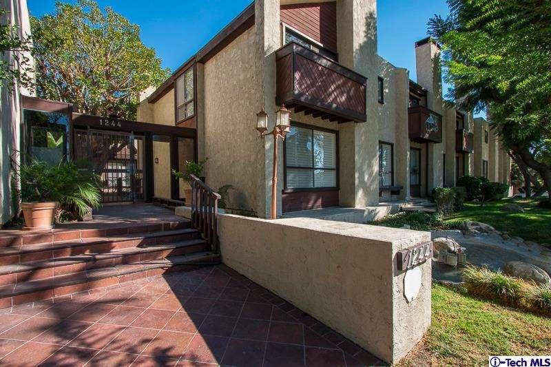 1244 Valley View Road, Unit 103 Glendale, CA 91202 - Photo 3 of 27