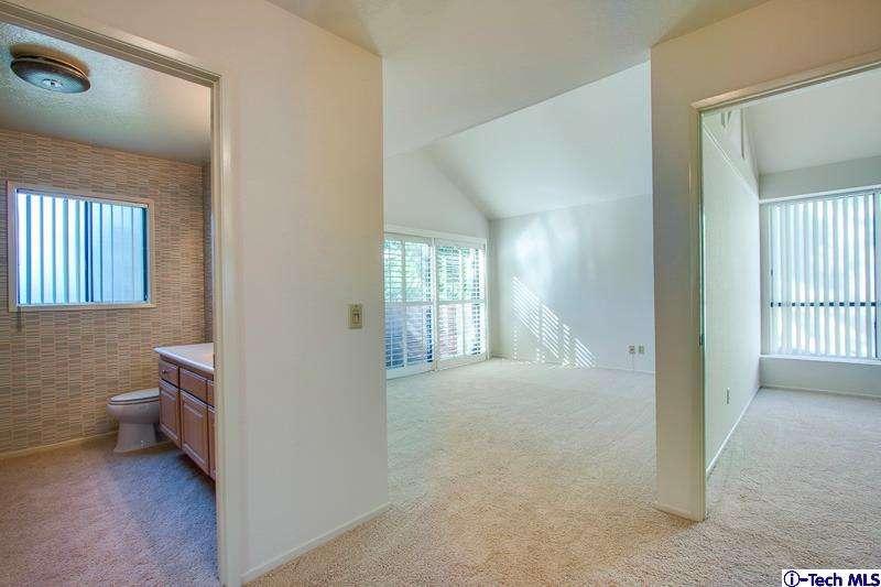 1244 Valley View Road, Unit 103 Glendale, CA 91202 - Photo 23 of 27