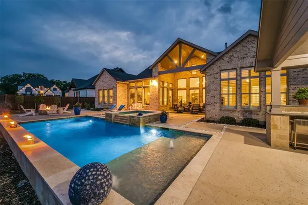 $1,099,000 | 404 Travelers Terrace, Argyle, TX 76226