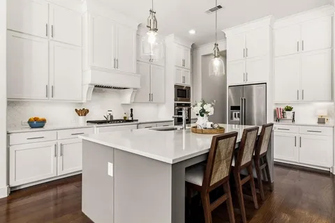 $1,125,000 | 404 Travelers Terrace, Argyle, TX 76226