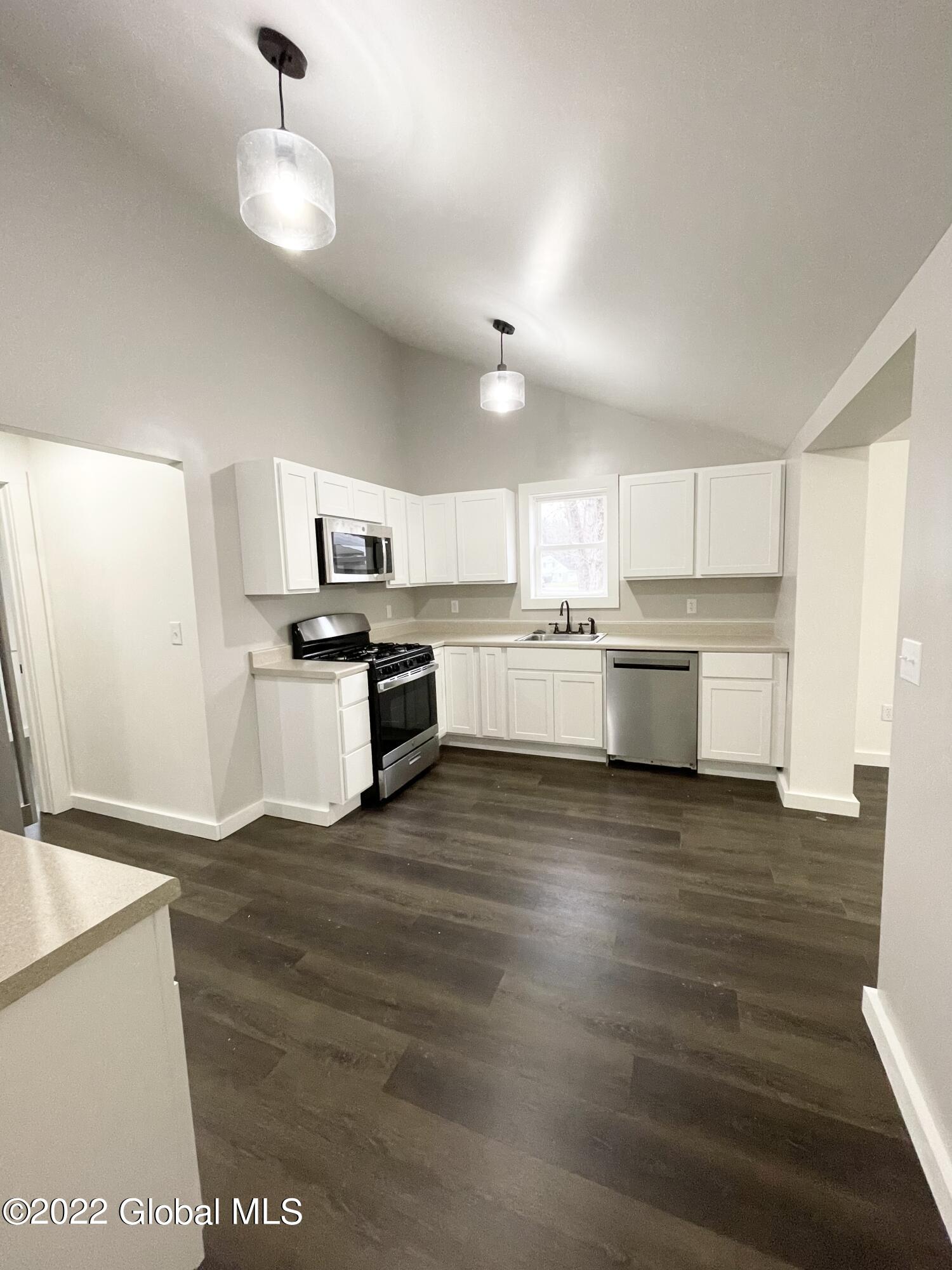 273 Rarick Road Bethlehem, NY 12158 - Photo 19 of 35 6A59CC56-A776-4B42-85E5-94A19D9894BF