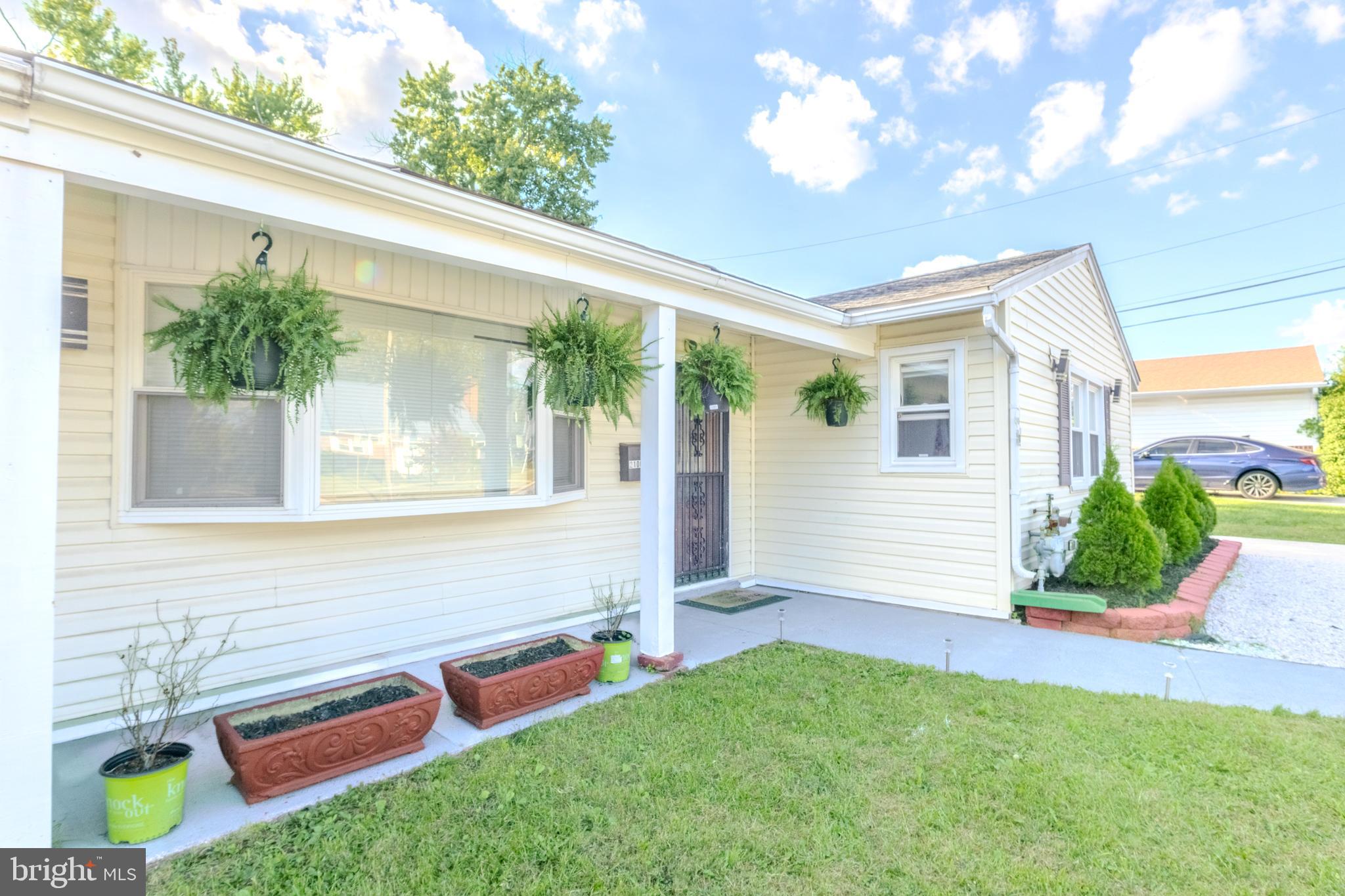 2106 North Rolling Road Windsor Mill, MD 21244 - Photo 3 of 26 a front view of house with yard