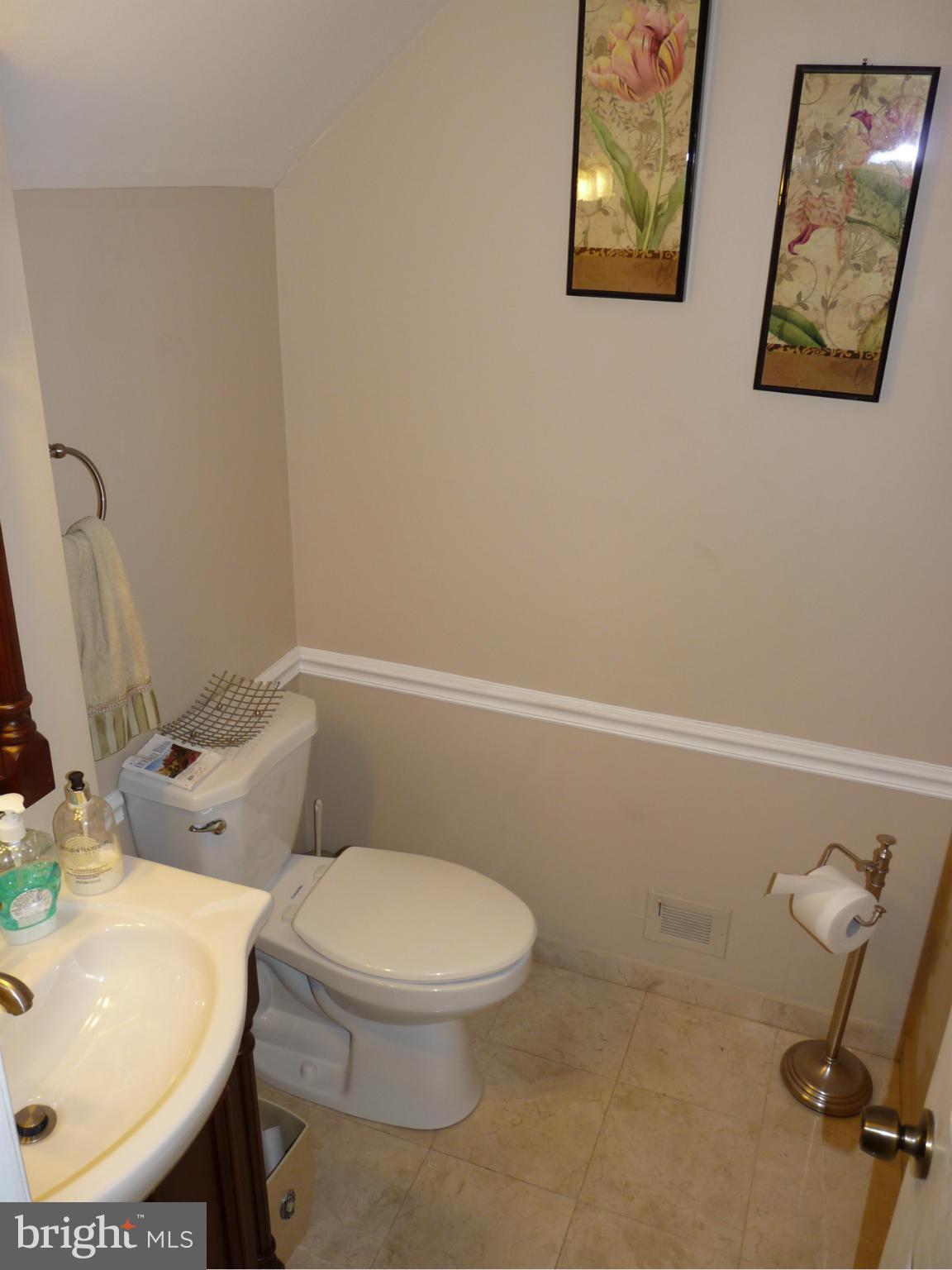 9202 Mellenbrook Road Columbia, MD 21045 - Photo 17 of 29 Bath