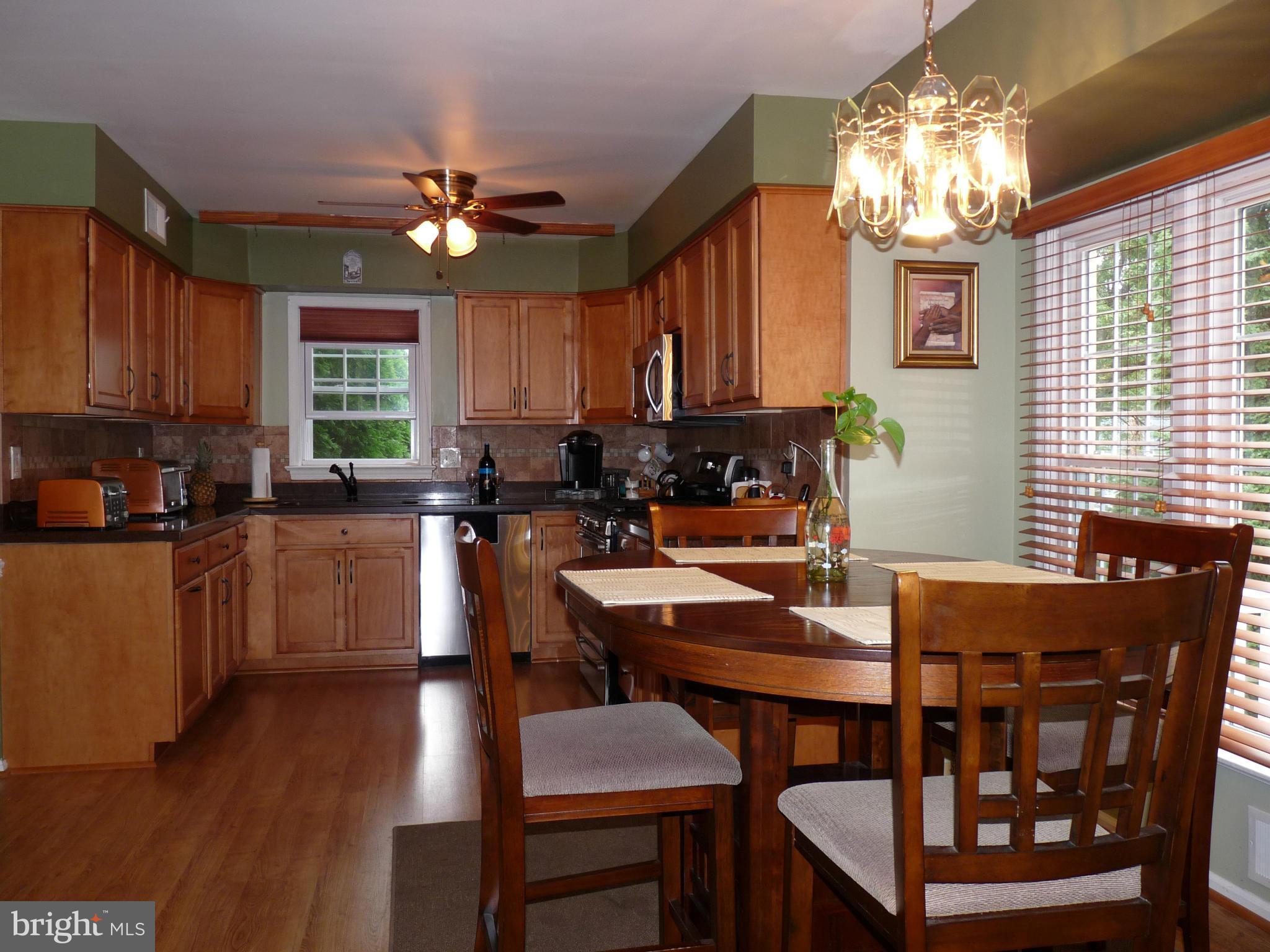 9202 Mellenbrook Road Columbia, MD 21045 - Photo 7 of 29 Kitchen