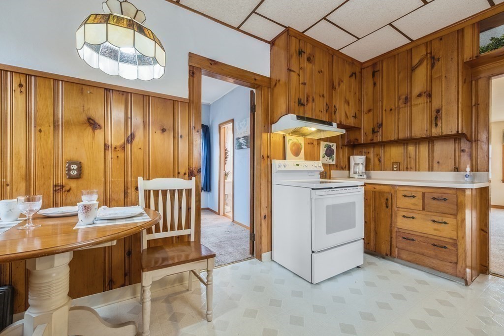 29 Tatum Road Shrewsbury, MA 01545 - Photo 13 of 38 Gallery Image 13