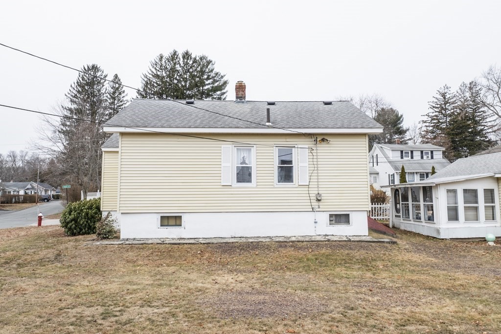 29 Tatum Road Shrewsbury, MA 01545 - Photo 8 of 38 Gallery Image 8
