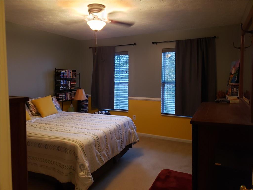 527 Blue Ridge Drive Coraopolis, PA 15108 - Photo 7 of 14 Gallery Image 7