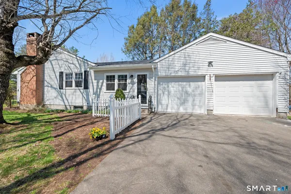 $399,900 | 404 Newfield Street, Middletown, CT 06457