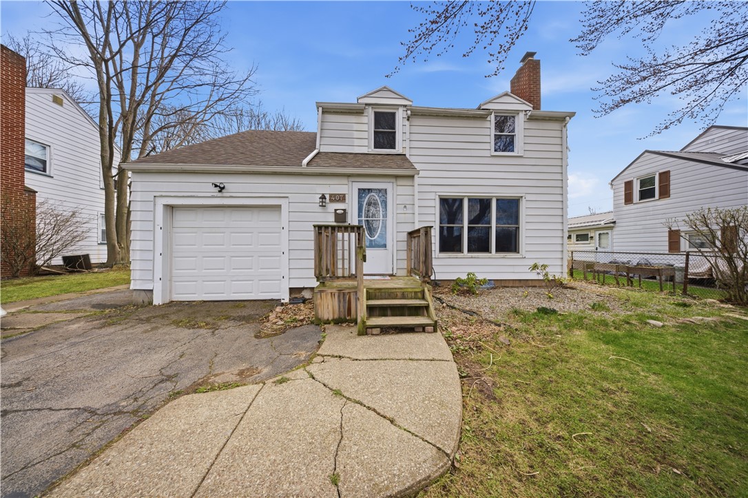 407 Malden Street Greece, NY 14615 - Photo 1 of 38