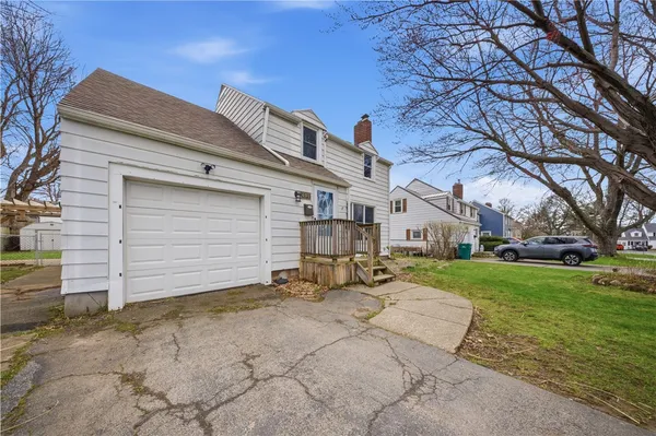 $219,900 | 407 Malden Street, Greece, NY 14615