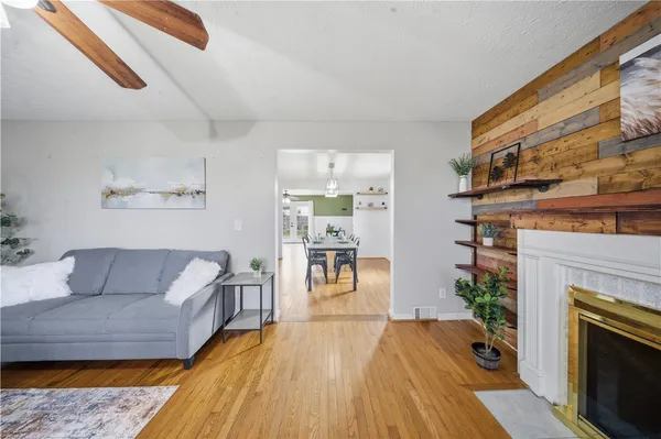 $219,900 | 407 Malden Street, Greece, NY 14615