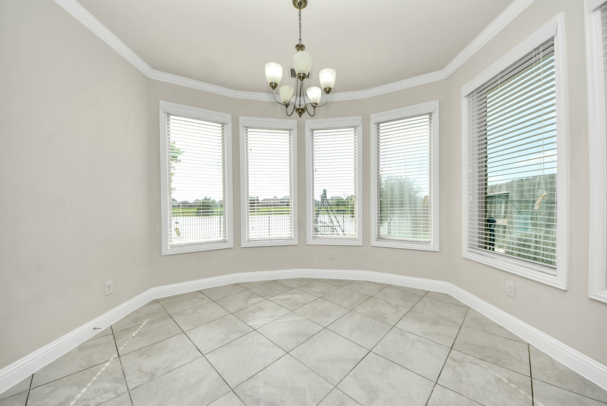 4836 Peppermill Ridge Lane Rosharon, TX 77583 - Photo 12 of 45 Dining