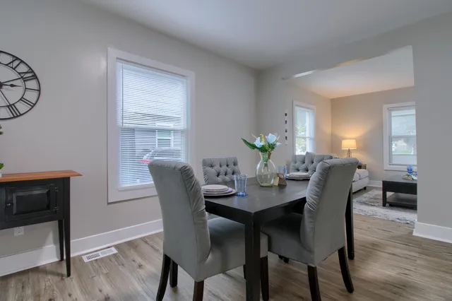 $152,800 | 609 West Biddle Street, Jackson, MI 49203