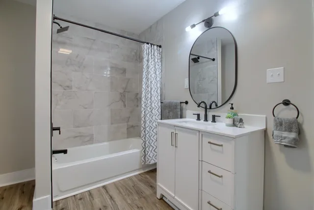 $152,800 | 609 West Biddle Street, Jackson, MI 49203