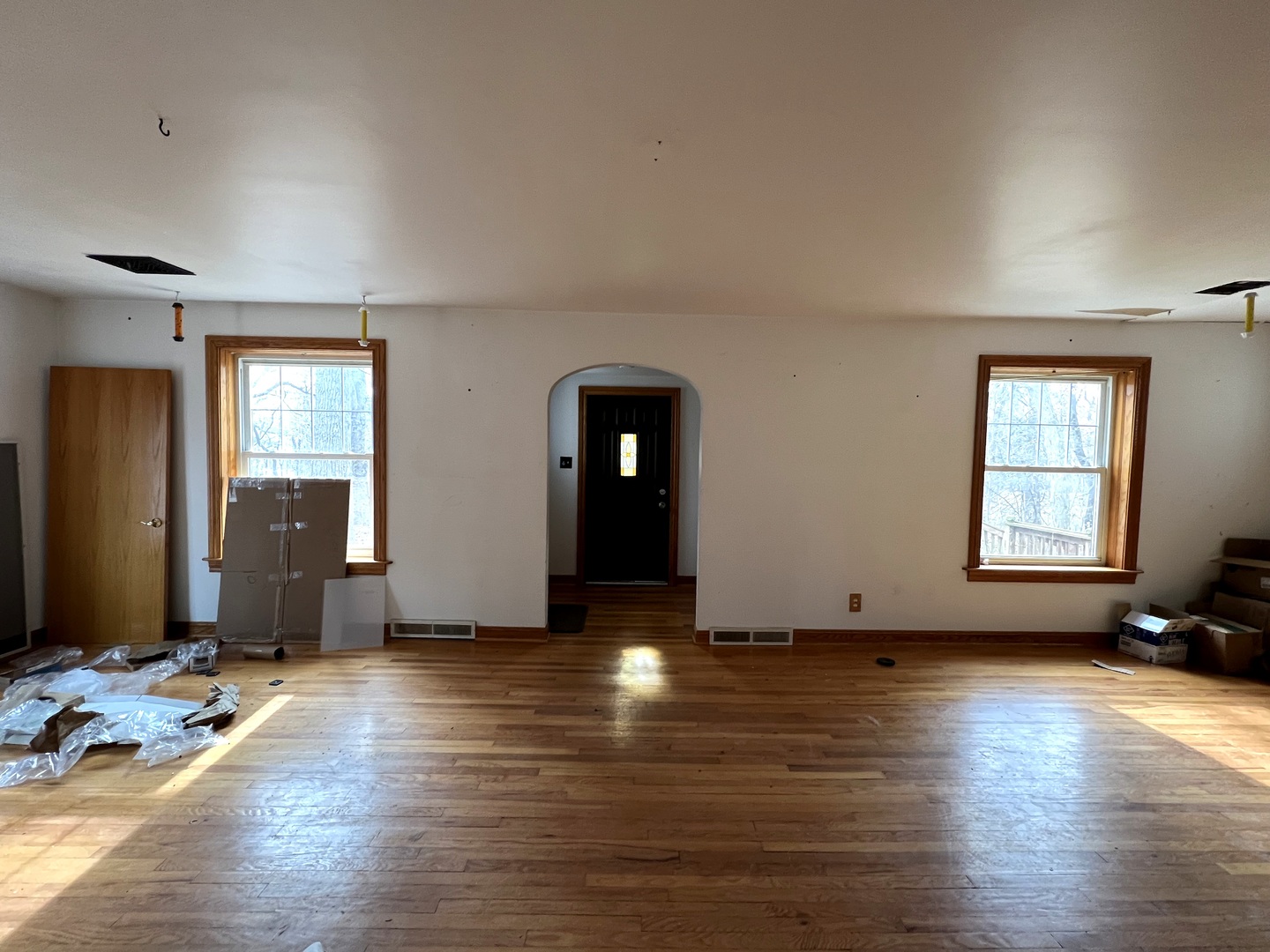 1328 Burr Oak Road Homewood, IL 60430 - Photo 5 of 22 an empty room with piano and windows