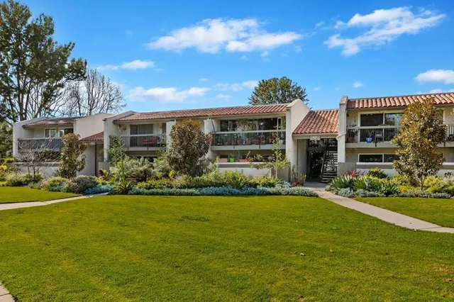 $695,000 | 47 Dearborn Place, Unit 18, Goleta, CA 93117
