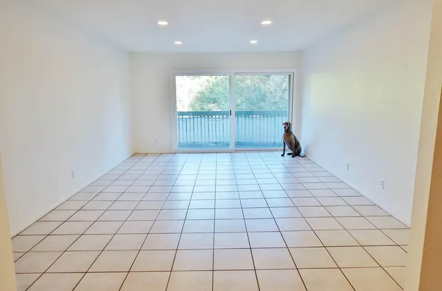 $695,000 | 47 Dearborn Place, Unit 18, Goleta, CA 93117