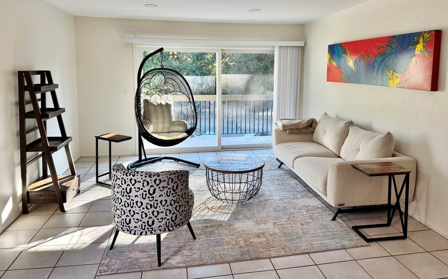 47 Dearborn Place, Unit 18 Goleta, CA 93117 - Photo 10 of 42 20251018195651680595000000-o